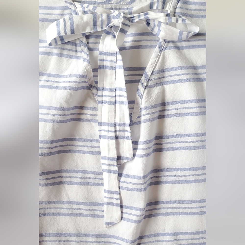 J. CREW Women's Top - Picture 4 of 6